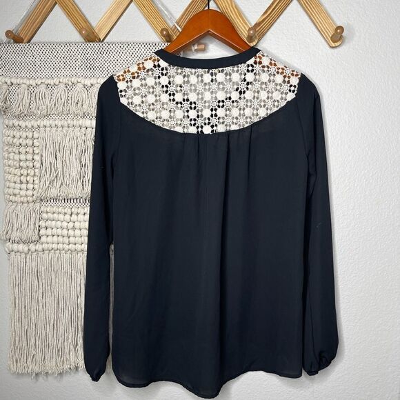 Monteau Black Lace Knit Blouse - Picture 2 of 4